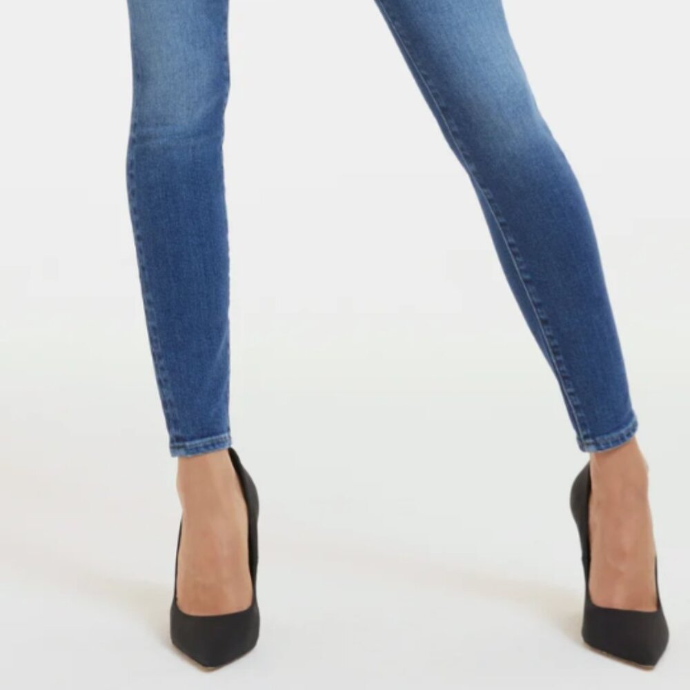 NWT - Good American - Good Waist Skinny Light Compression Jeans - Size - 4